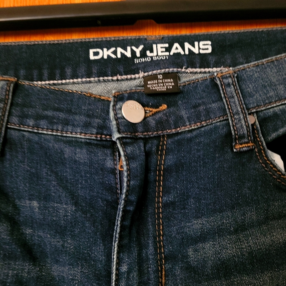 DKNY Jeans